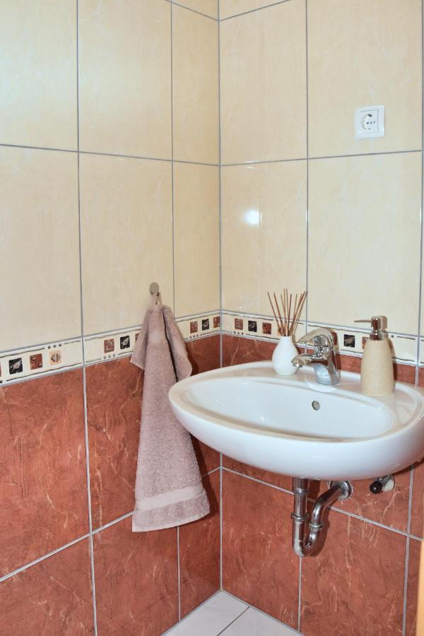 Apartman Buongiorno Яйце Екстериор снимка